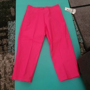 Pink sz medium ladies Capri pants "All Hours" by "Style Rite"